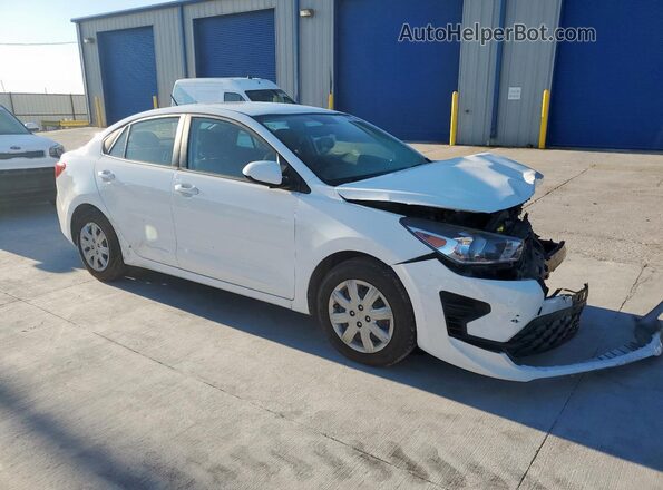 3KPA24AD9ME384963 2021 KIA RIO White Передня права чверть