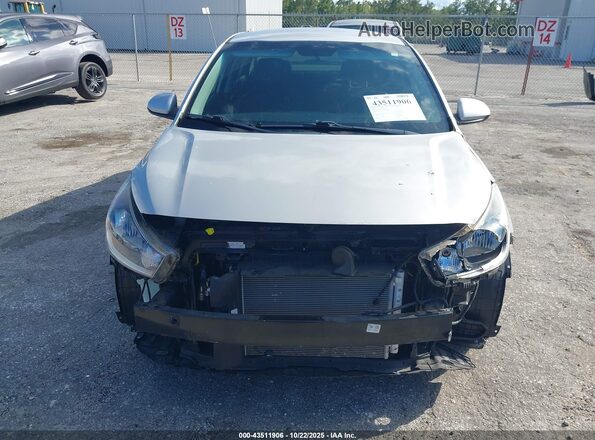 3KPA24ADXLE256407 2020 KIA RIO Silver Вид спереду