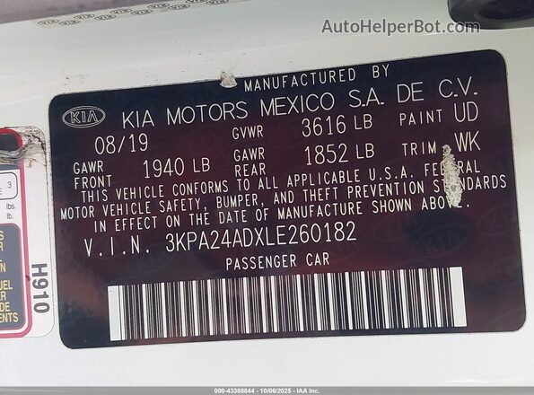 3KPA24ADXLE260182 2020 KIA RIO White Vista del compartimento del motor