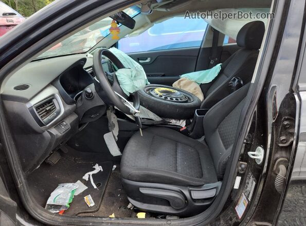 3KPA24ADXLE336290 2020 KIA RIO Black Front interior view