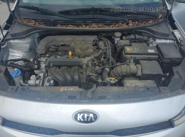 3KPA24ADXLE355633 2020 KIA RIO Silver Вид задньої частини салону