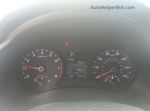 3KPA24ADXLE355633 2020 KIA RIO Silver Вид щитка приладів