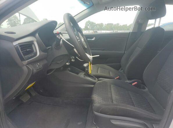 3KPA24ADXLE355633 2020 KIA RIO Silver Вид салону спереду