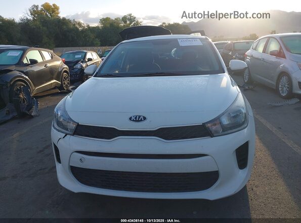 3KPA25AB2KE232895 2019 KIA RIO 5-DOOR White Vista interior trasera