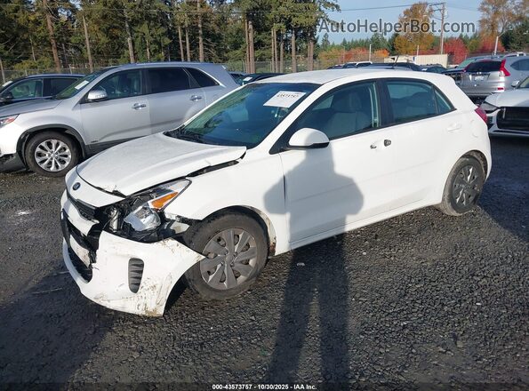 3KPA25AD0LE273061 2020 KIA RIO 5-DOOR Белый Передняя левая четверть