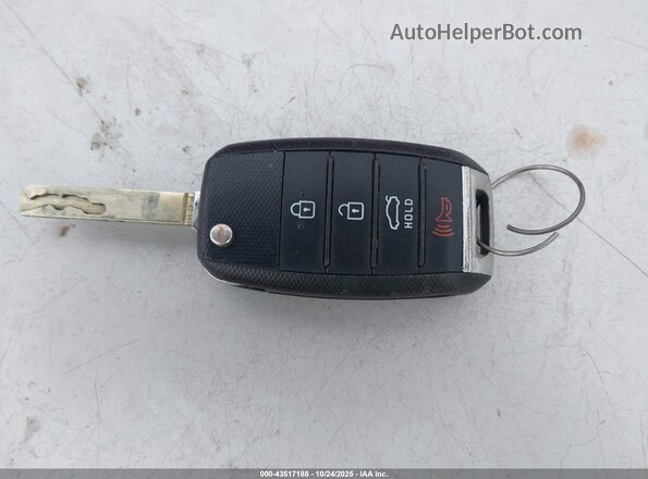 3KPA25AD1LE348964 2020 KIA RIO 5-DOOR White Vista del salpicadero