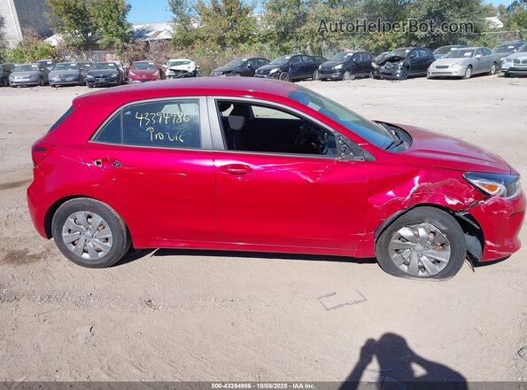 3KPA25AD5LE348210 2020 KIA RIO 5-DOOR Красный Вид задней части салона