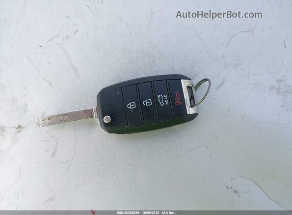 3KPA25AD7LE273249 2020 KIA RIO Black Widok deski rozdzielczej