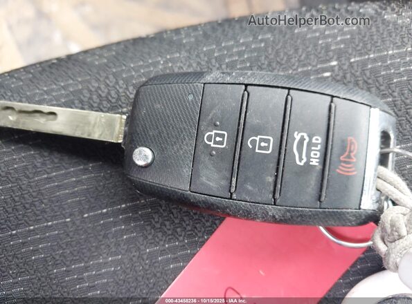 3KPA25AD7LE312132 2020 KIA RIO 5-DOOR Black Vista del salpicadero