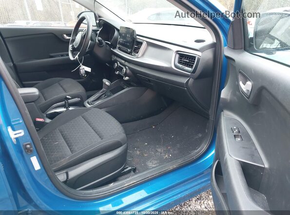 3KPA25AD8PE590849 2023 KIA RIO 5-DOOR Blue წინა სალონის ხედი