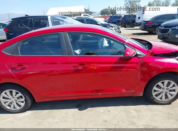3KPC24A33JE015446 2018 HYUNDAI ACCENT Красный Вид задней части салона