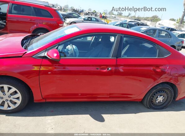 3KPC24A33JE015446 2018 HYUNDAI ACCENT Красный Панорамный вид салона 360°