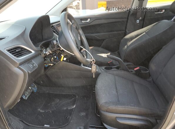 3KPC24A60LE114917 2020 HYUNDAI ACCENT Silver Вид салону спереду