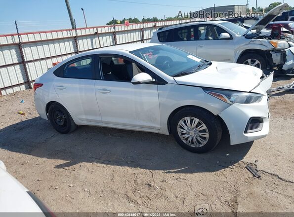 3KPC24A61LE101853 2020 HYUNDAI ACCENT White Սալոնի հետևի տեսք