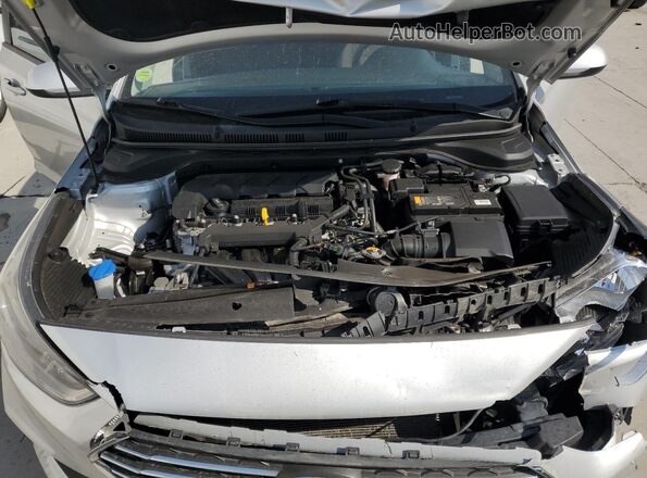 3KPC24A61LE123979 2020 HYUNDAI ACCENT Silver Вид задньої частини салону
