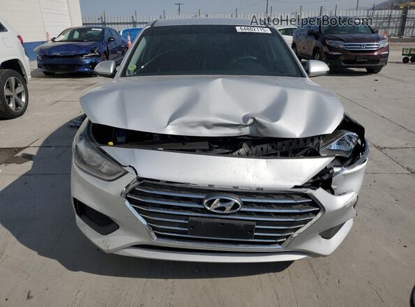 3KPC24A61LE123979 2020 HYUNDAI ACCENT Silver Вид спереду