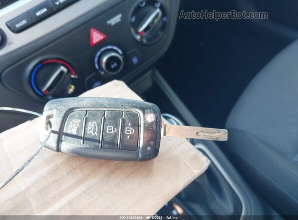 3KPC24A61ME138371 2021 HYUNDAI ACCENT Silver Vista del salpicadero