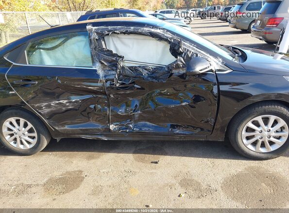 3KPC24A63NE170126 2022 HYUNDAI ACCENT Черный Вид спереди