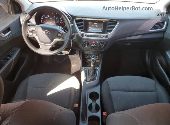 3KPC24A64LE117156 2020 HYUNDAI ACCENT Red Widok deski rozdzielczej