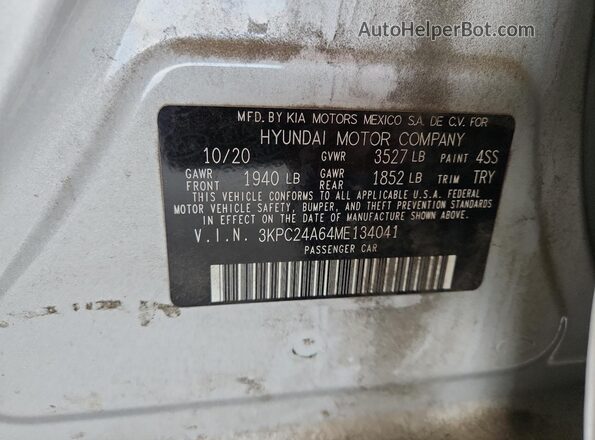 3KPC24A64ME134041 2021 HYUNDAI ACCENT Silver Widok komory silnika