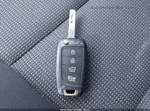 3KPC24A67LE091944 2020 HYUNDAI ACCENT Gray Widok deski rozdzielczej