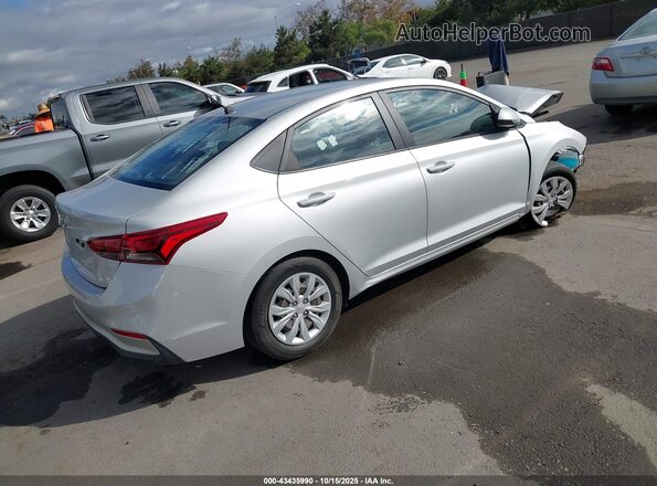 3KPC24A68ME129098 2021 HYUNDAI ACCENT Silver Trasero derecho