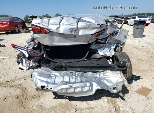 3KPC24A69ME137484 2021 HYUNDAI ACCENT Silver Հետևի տեսք
