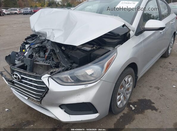 3KPC24A6XLE109983 2020 HYUNDAI ACCENT Silver Դիմացի տեսք