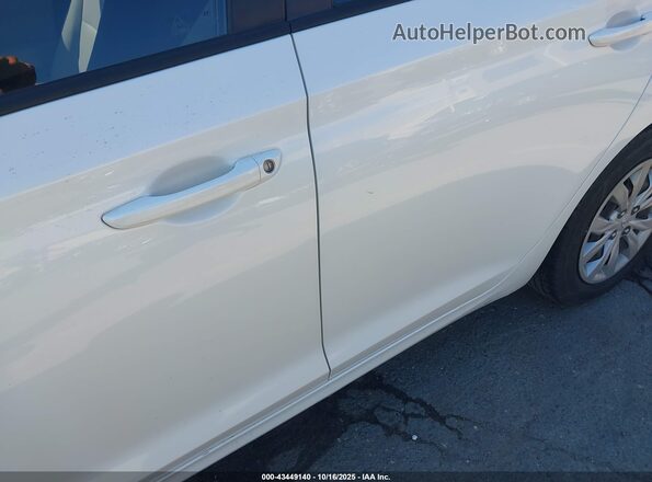 3KPC24A6XLE110423 2020 HYUNDAI ACCENT White წინა ხედი