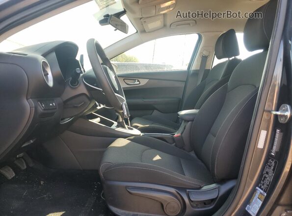 3KPF24AD1LE235273 2020 KIA FORTE Gray Front interior view