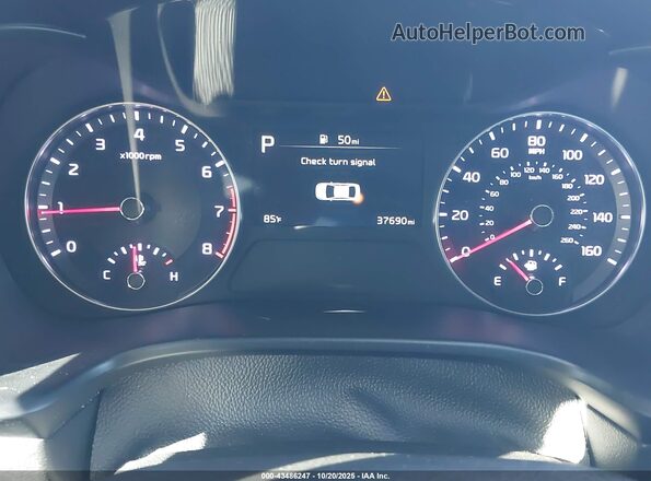 3KPF24AD1NE485275 2022 KIA FORTE Серый Вид задних сидений