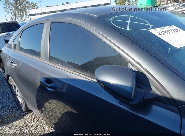 3KPF24AD3LE147924 2020 KIA FORTE Gray 360 interior view