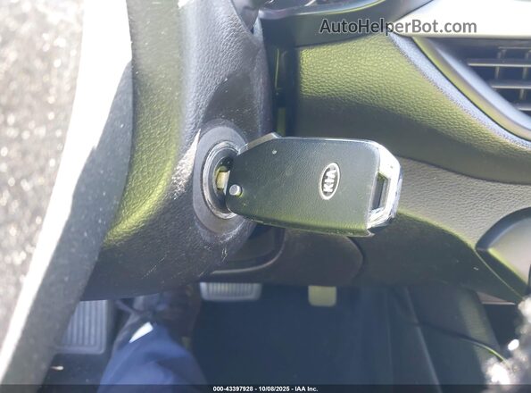 3KPF24AD3LE147924 2020 KIA FORTE Gray Dashboard view