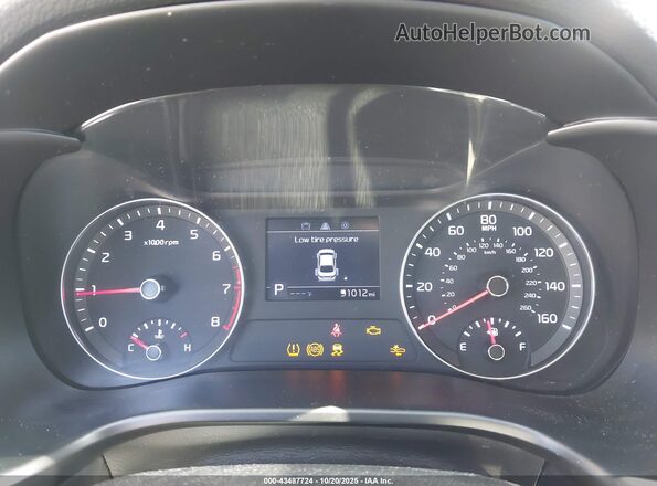 3KPF24AD3LE213386 2020 KIA FORTE Silver Rear seats view