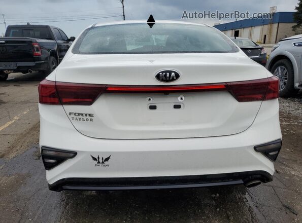 3KPF24AD3LE260949 2020 KIA FORTE White Rear view