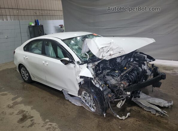 3KPF24AD3NE432349 2022 KIA FORTE White Front right