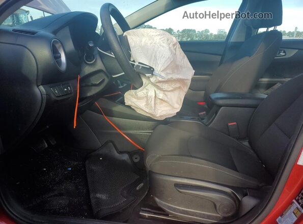 3KPF24AD4LE170855 2020 KIA FORTE Red Widok wnętrza z przodu