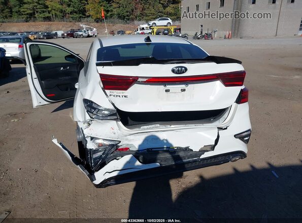 3KPF24AD4LE206110 2020 KIA FORTE White Widok z przodu