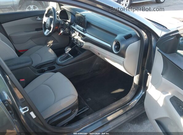 3KPF24AD6LE209364 2020 KIA FORTE Gray Vista interior delantera