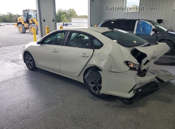 3KPF24AD6LE240159 2020 KIA FORTE White Trasero izquierdo