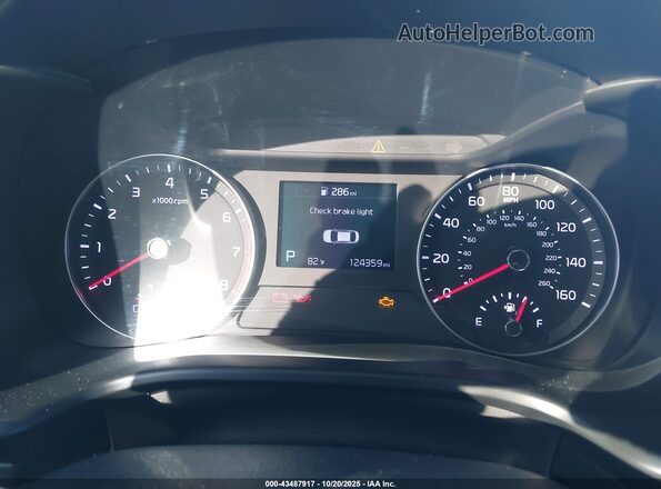3KPF24AD7LE211723 2020 KIA FORTE Белый Вид задних сидений