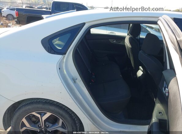 3KPF24AD7LE214623 2020 KIA FORTE White Widok naklejki z numerem VIN