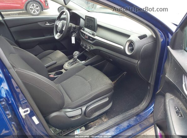 3KPF24AD7LE232362 2020 KIA FORTE Синий Вид салона спереди