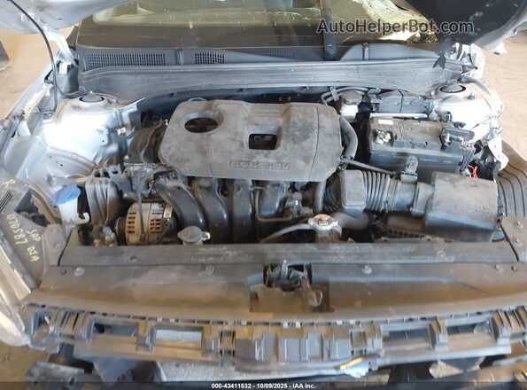 3KPF24AD9LE234470 2020 KIA FORTE Silver Rear view