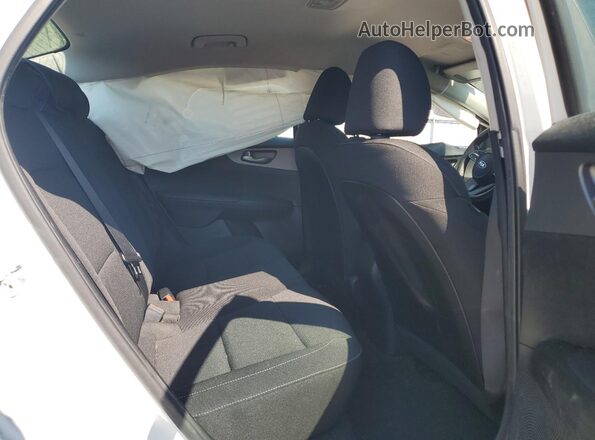3KPF24ADXLE174134 2020 KIA FORTE White Вид задніх сидінь