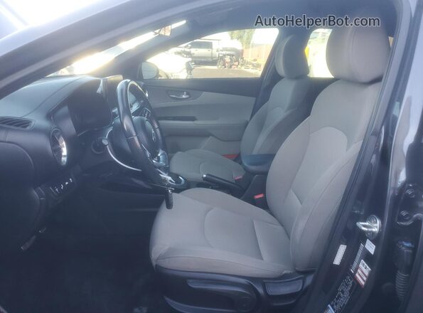 3KPF34AD3LE229410 2020 KIA FORTE Gray წინა სალონის ხედი