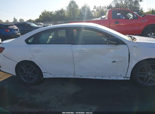 3KPF34AD8LE150086 2020 KIA FORTE White 360 interior view
