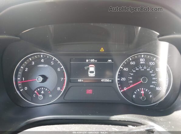 3KPF44AC4LE218002 2020 KIA FORTE Orange Vista de los asientos traseros