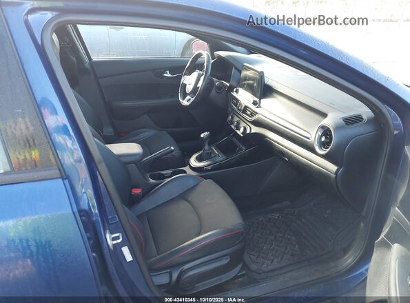 3KPF44AC7LE206216 2020 KIA FORTE Blue წინა სალონის ხედი