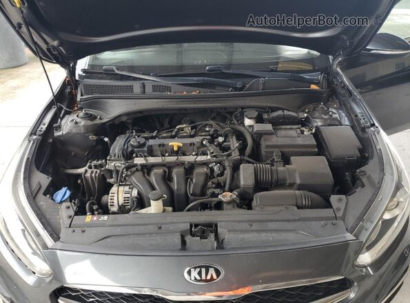 3KPF54AD1LE143796 2020 KIA FORTE Gray Rear interior view